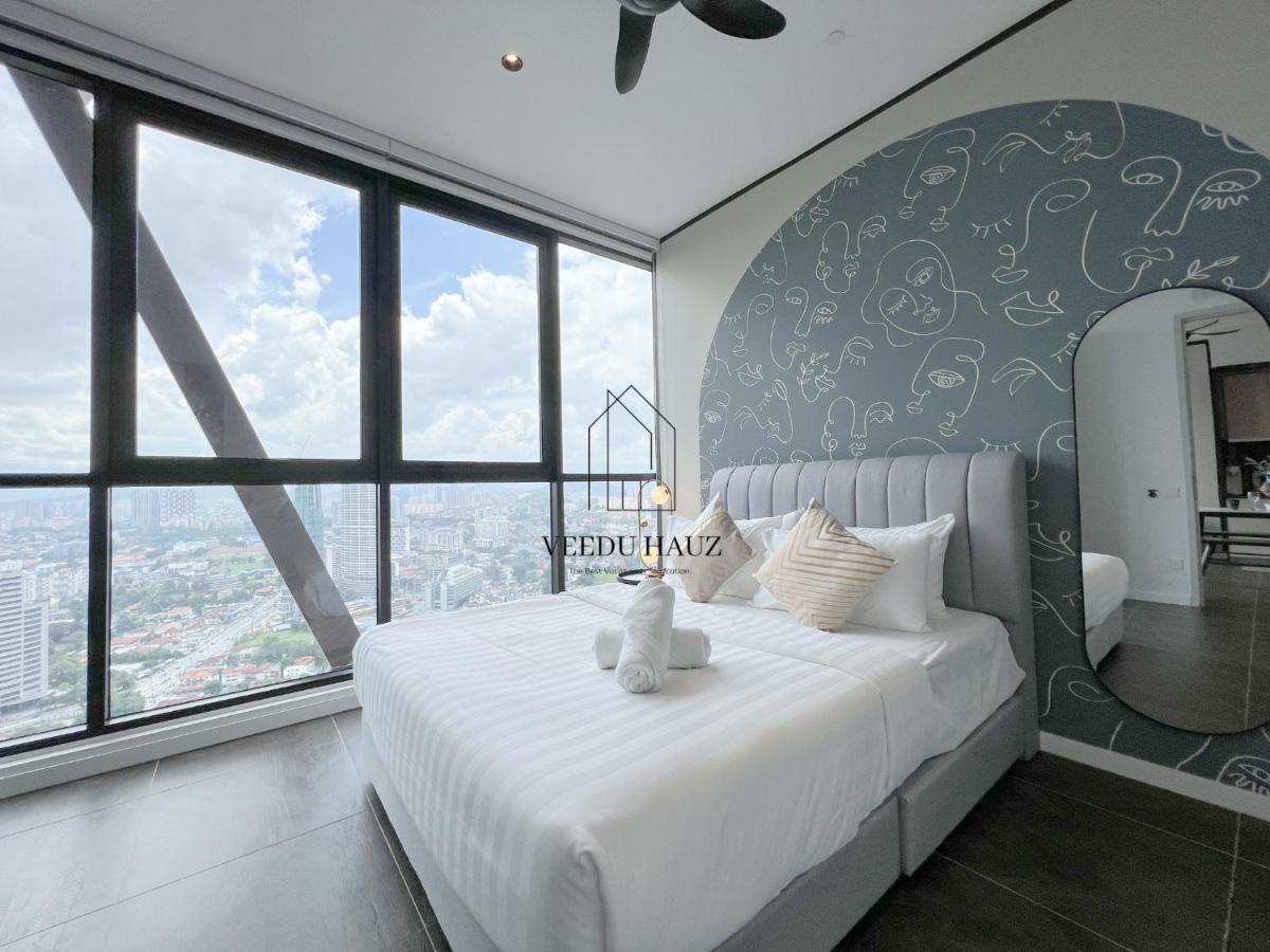 Scarletz Suites At Klcc By Veedu Hauz Kuala Lumpur Exterior photo